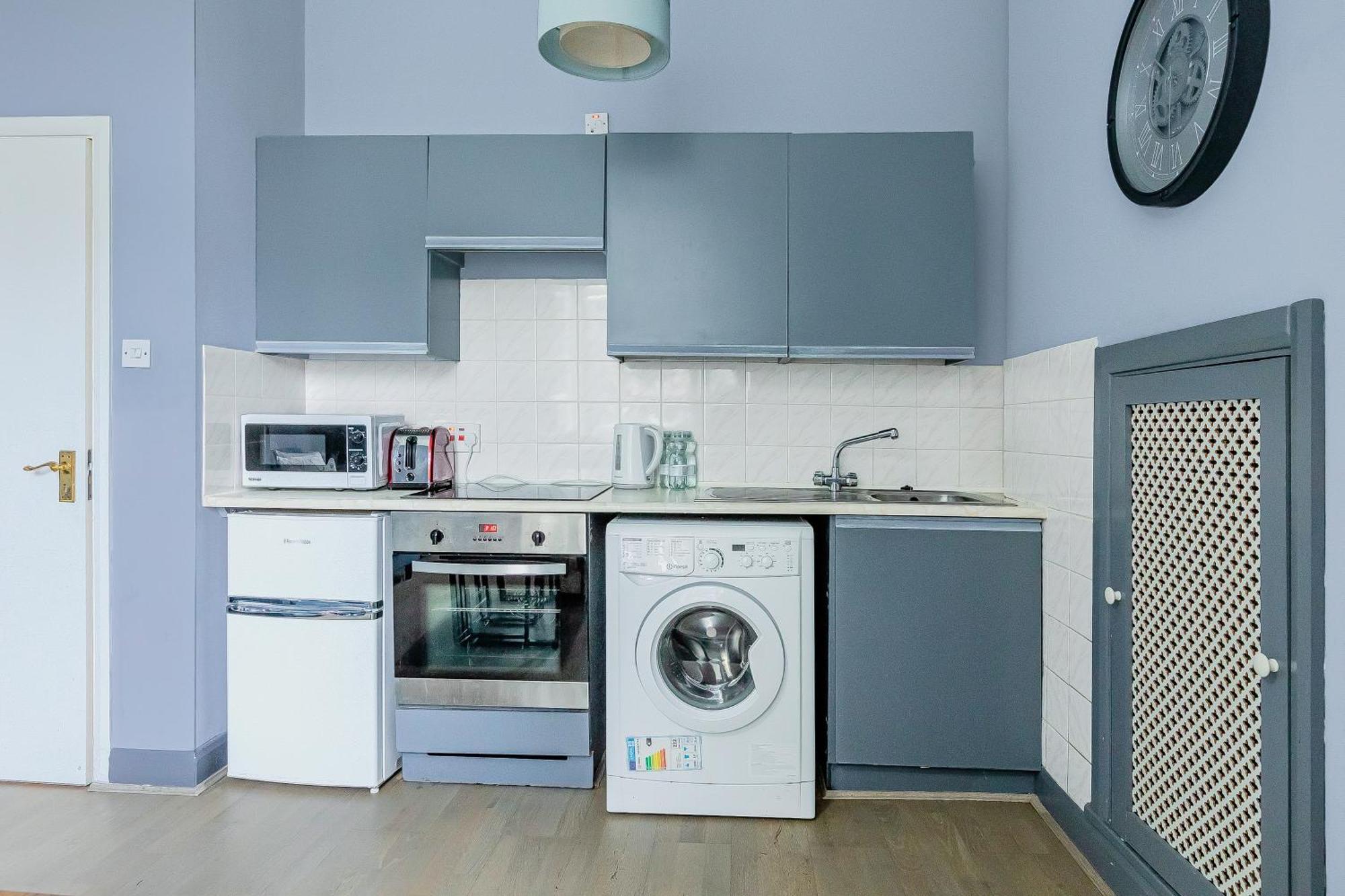Couple's Getaway 1bdr Near Holland Park Appartamento *